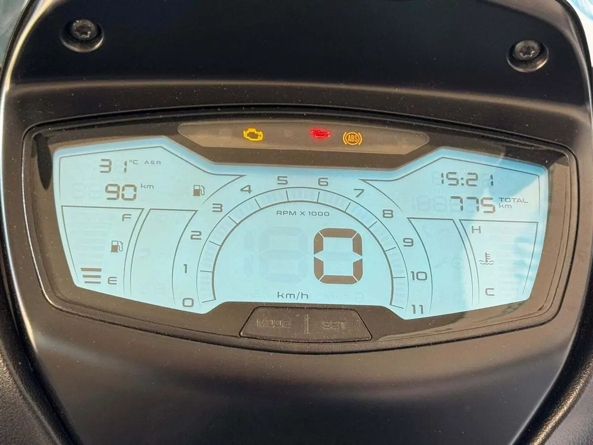 Piaggio Medley 125 S (2025 - 26) (5)