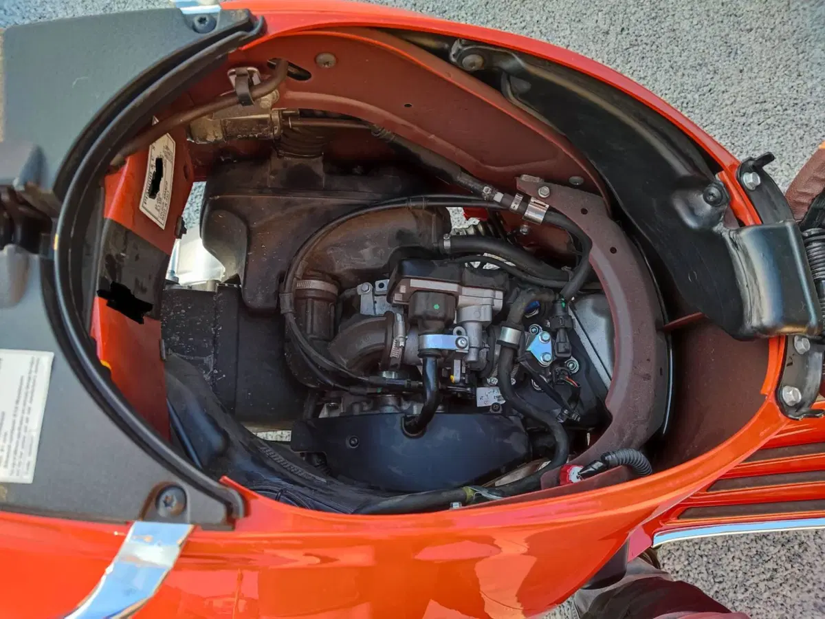 Vespa Primavera 125 (2021 - 23) (9)