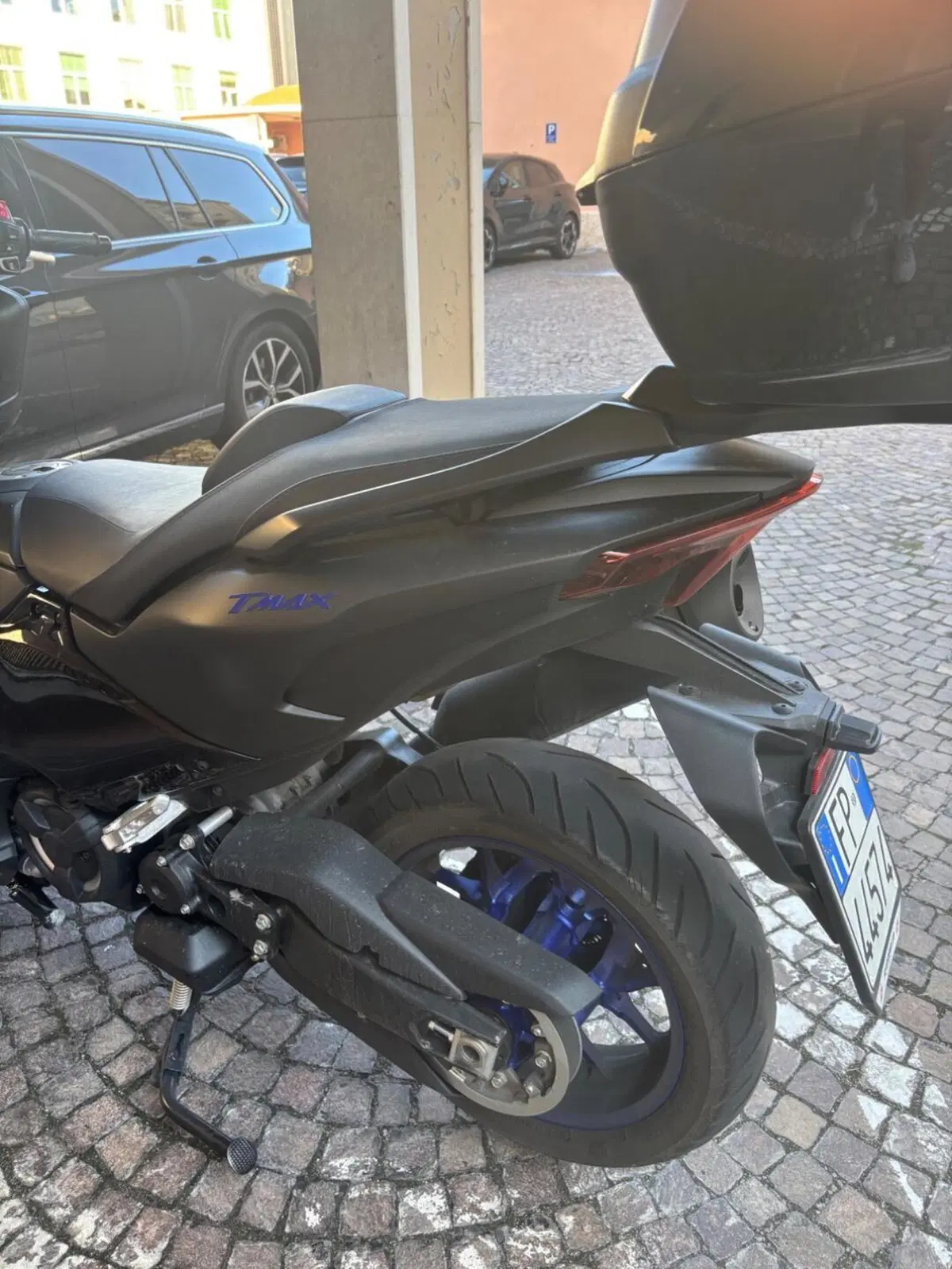 Yamaha T-Max 560 (2025 - 26) (4)