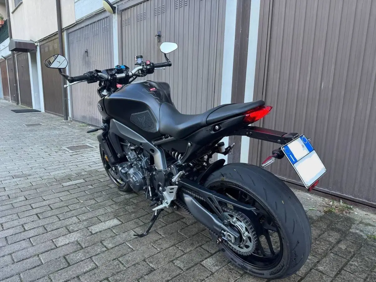 Yamaha MT-09 (2021 - 23) (3)