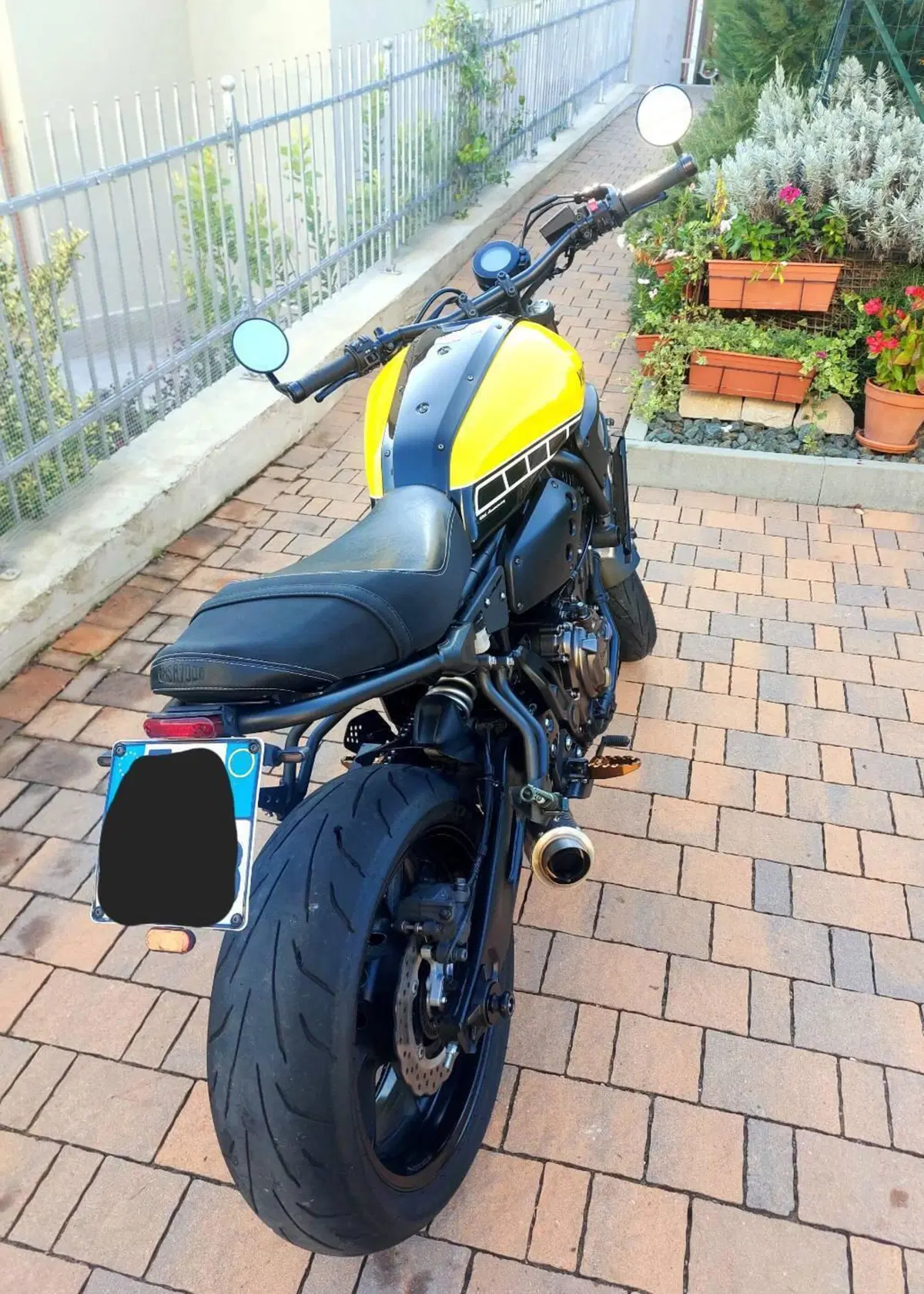 Yamaha XSR 700 ABS 60th Anniversary (2016 - 18) (4)