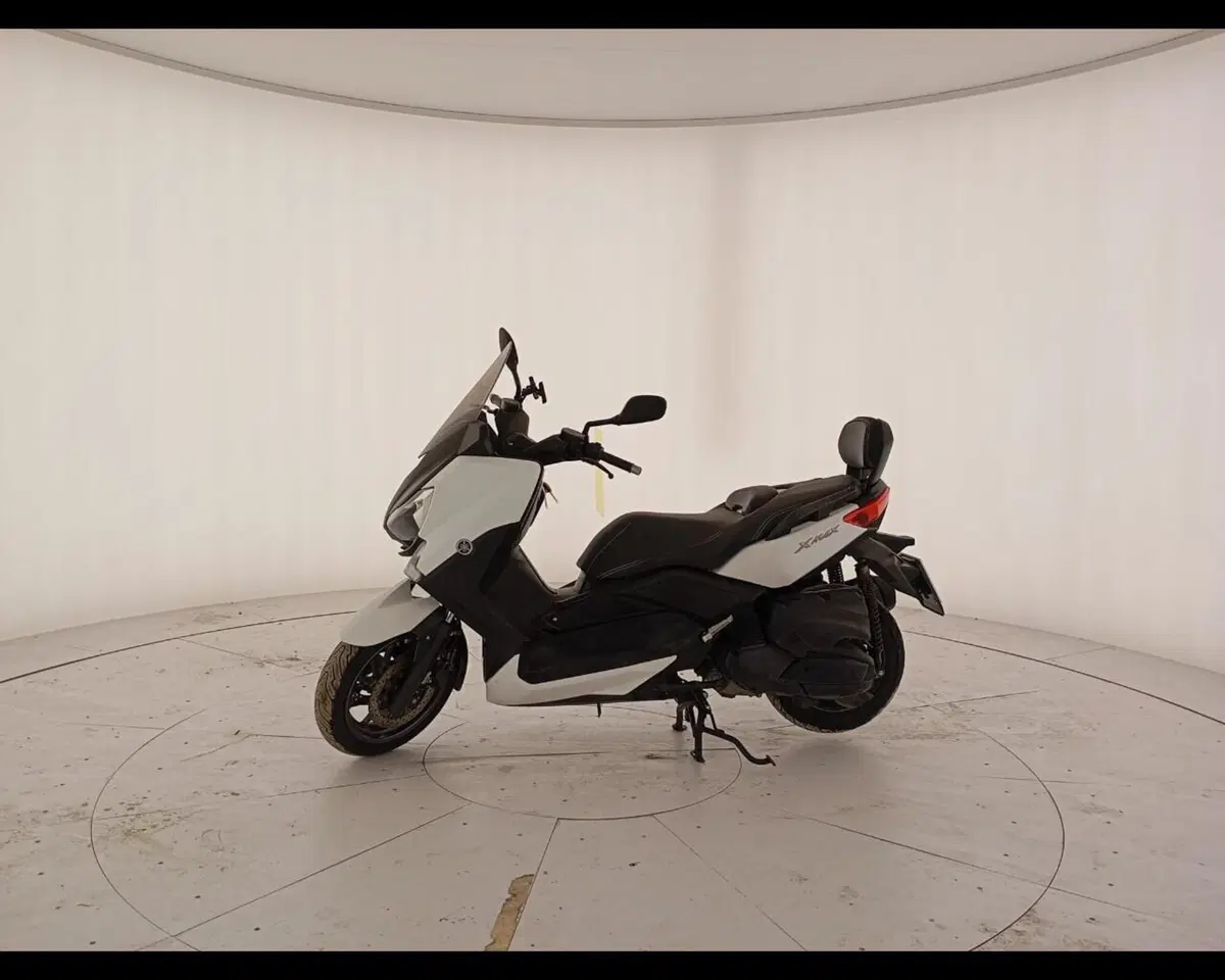 Yamaha X-Max 400 (2013 - 16) (2)