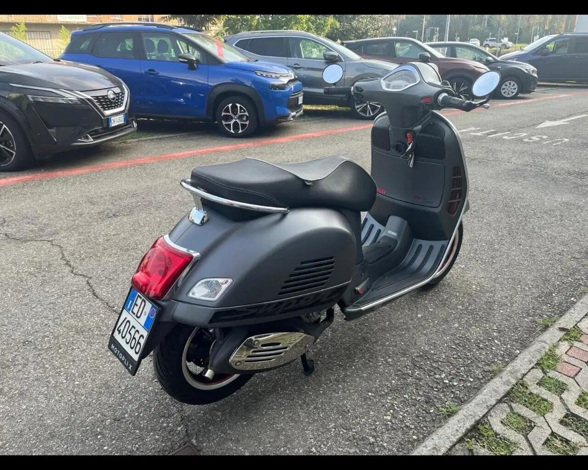 Vespa GTS 300 Super ABS (2014 - 16) (5)