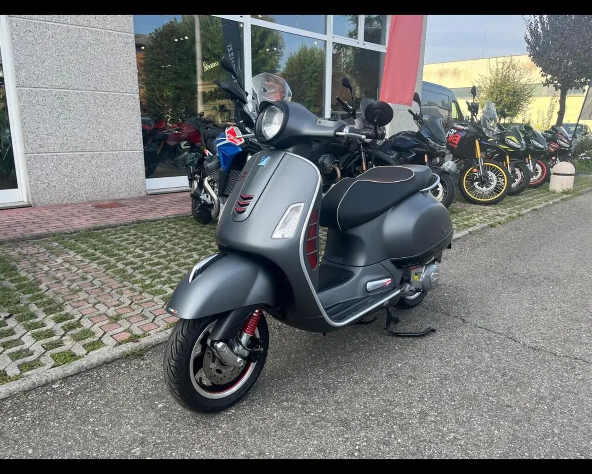 Vespa GTS 300 Super ABS (2014 - 16)