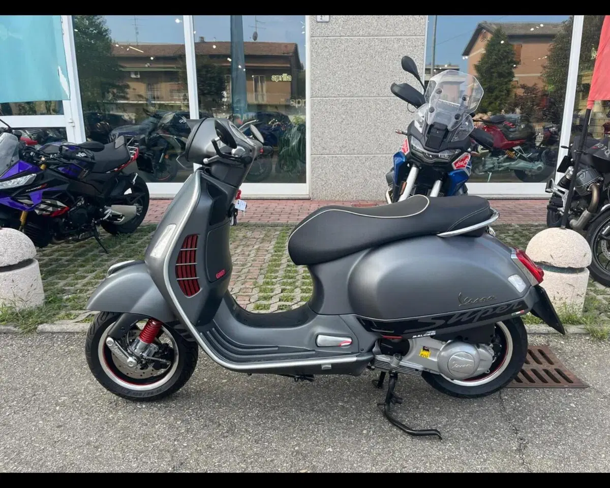 Vespa GTS 300 Super ABS (2014 - 16) (8)