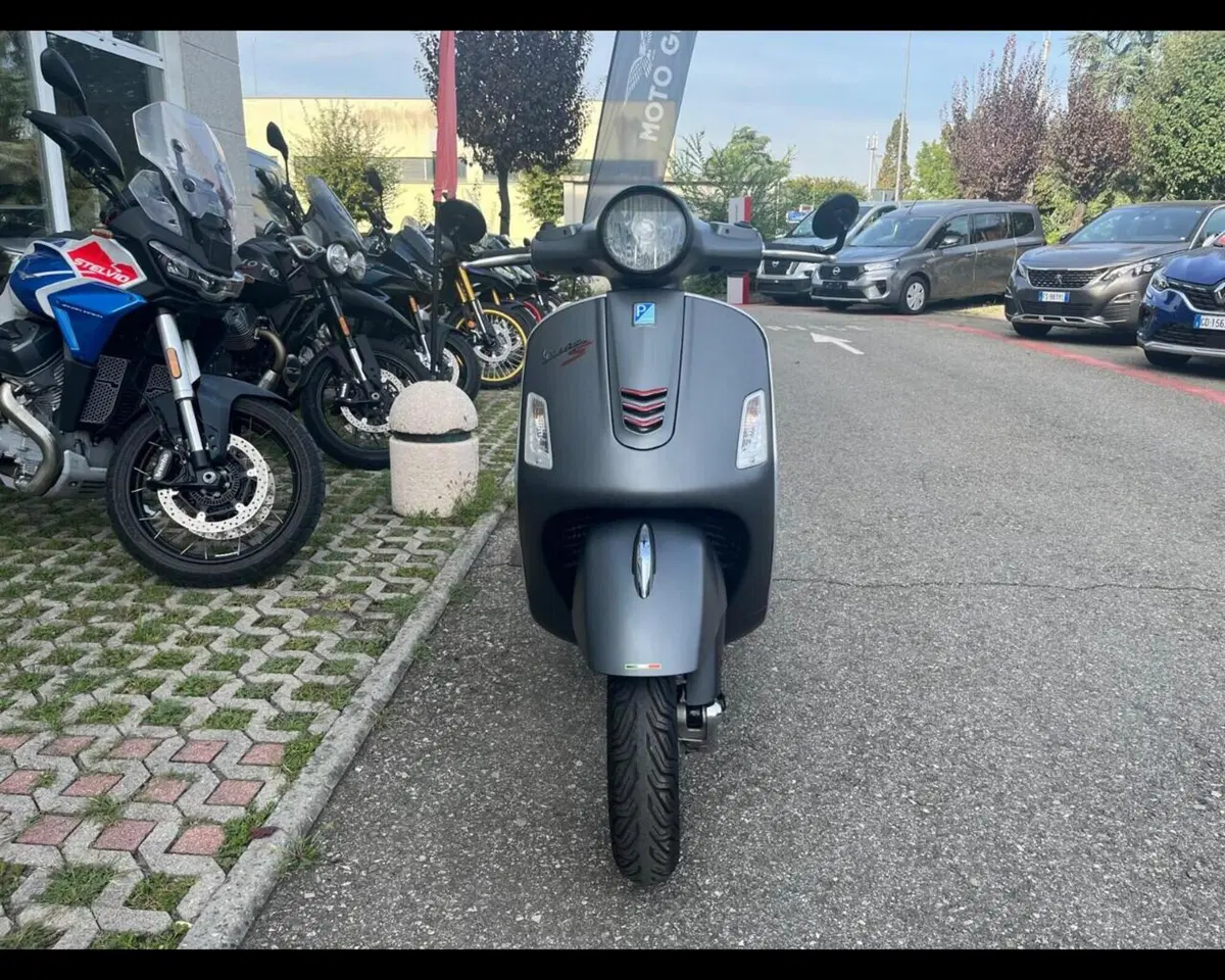 Vespa GTS 300 Super ABS (2014 - 16) (2)