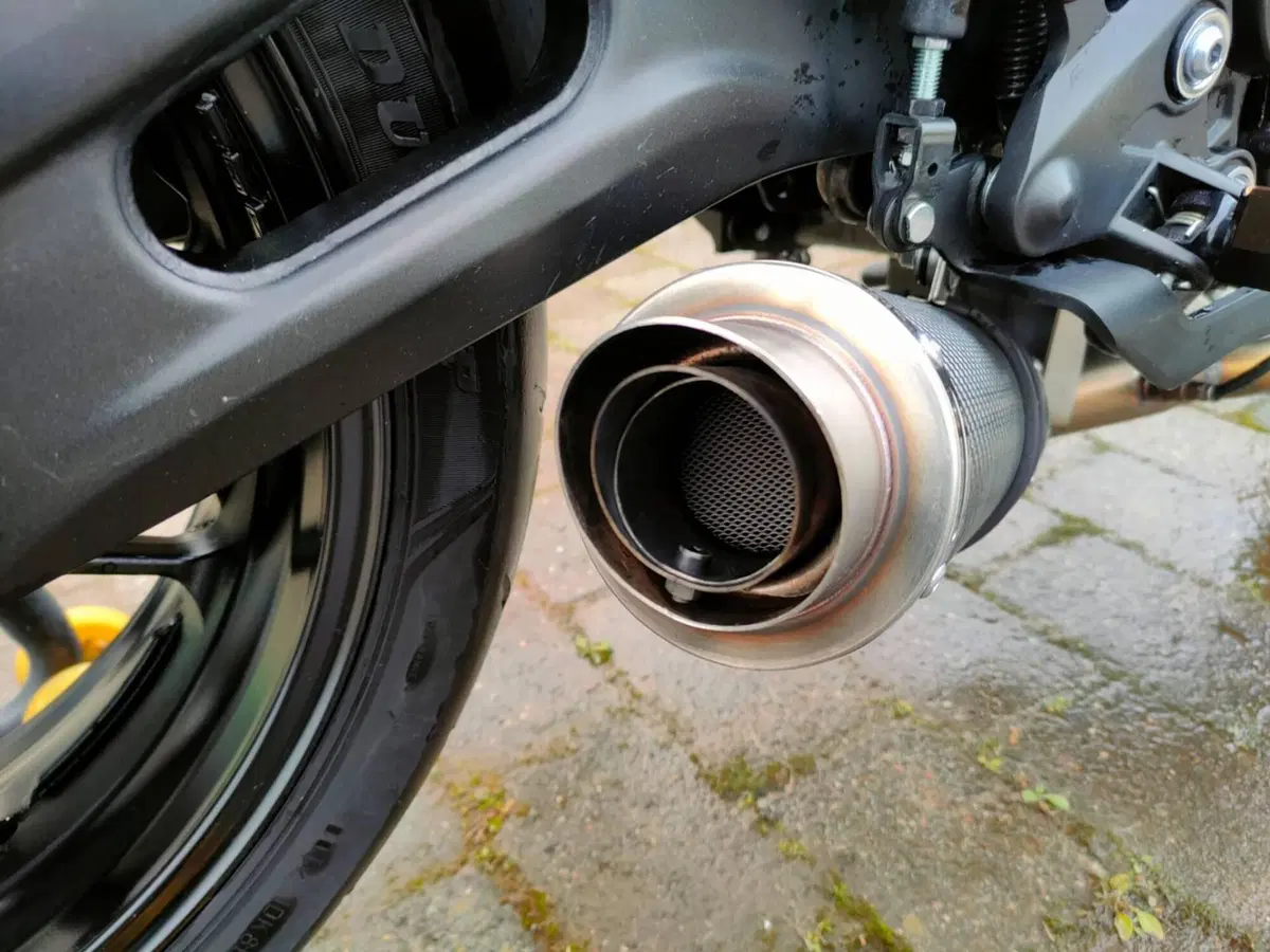 Yamaha XSR 700 ABS 60th Anniversary (2016 - 18) (11)