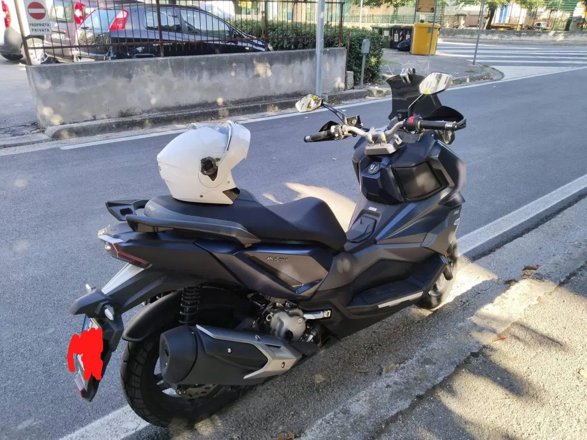 Sym ADX 300 (2024 - 26) (4)