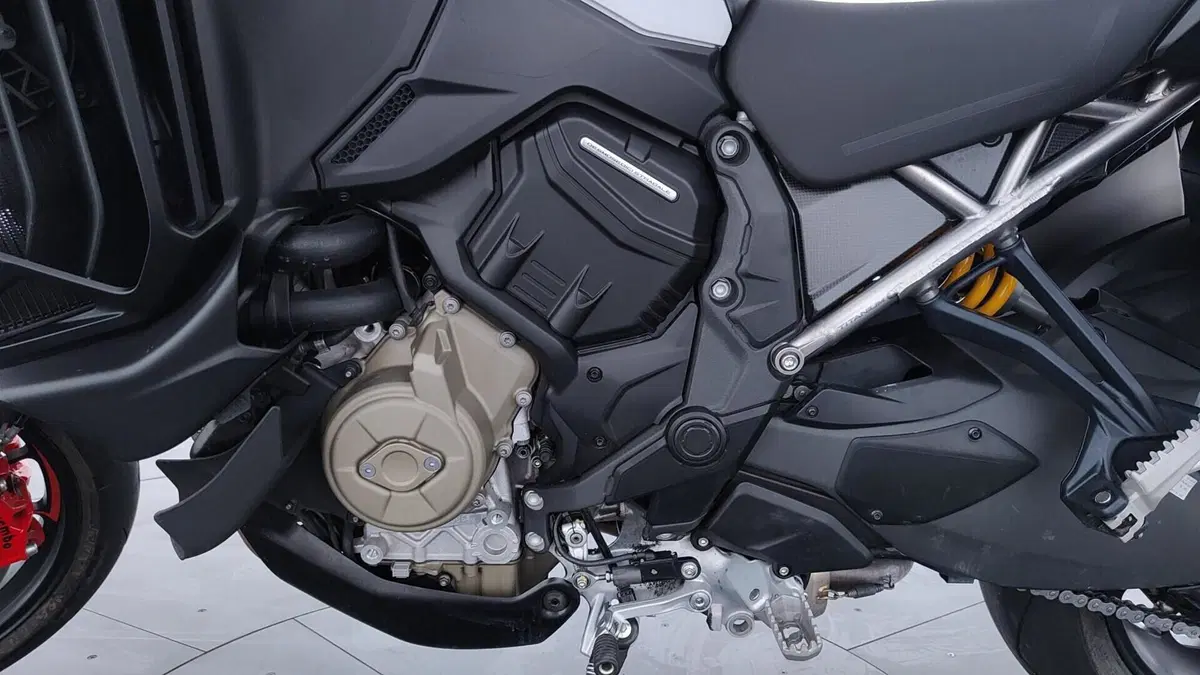 Ducati Multistrada V4 RS (2024 - 25) (15)