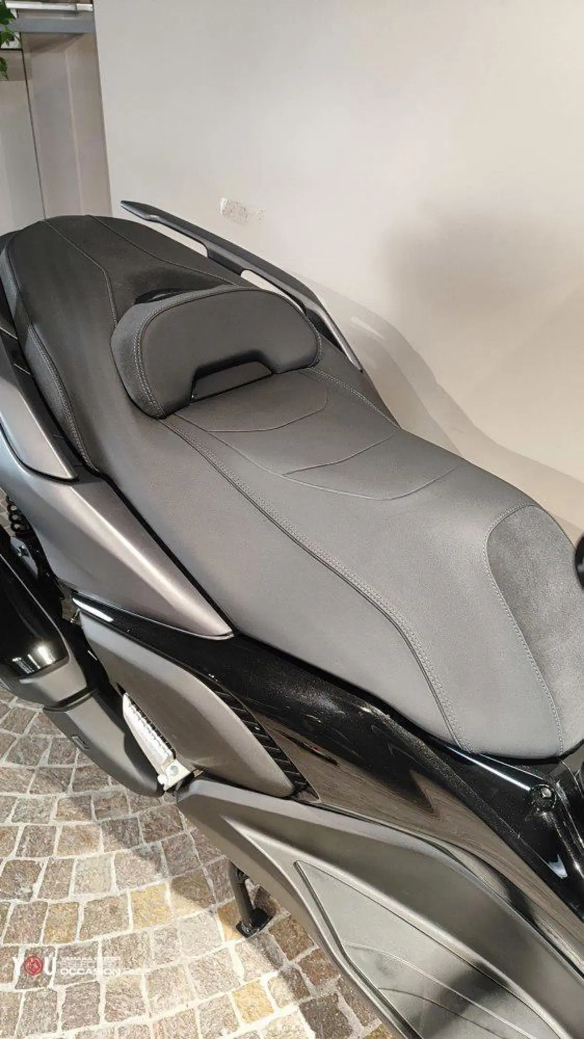 Yamaha X-Max 300 Tech Max (2025 - 26) (6)
