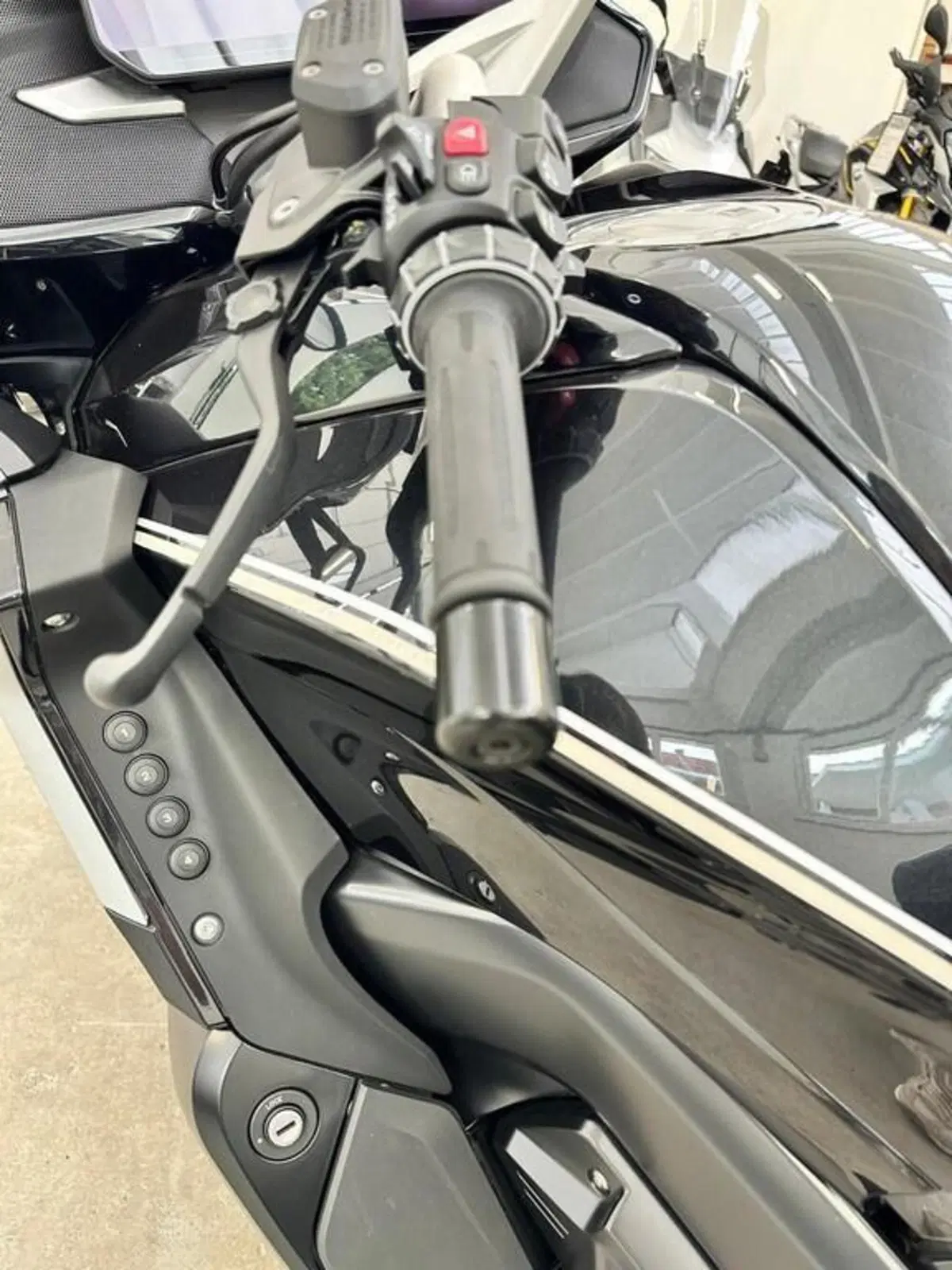 Bmw K 1600 GT (2022 - 27) (8)