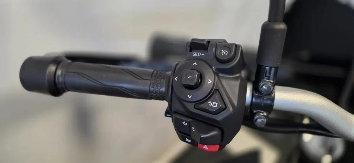 Yamaha MT-07 Y-AMT (2025 - 26) (2)
