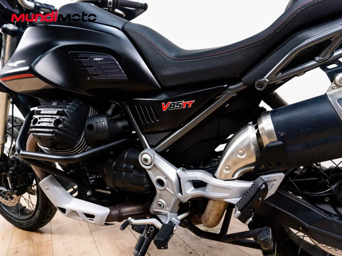 Moto Guzzi V85 TT (2019 - 20) (8)