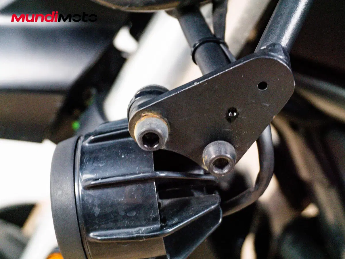 Moto Guzzi V85 TT (2019 - 20) (11)