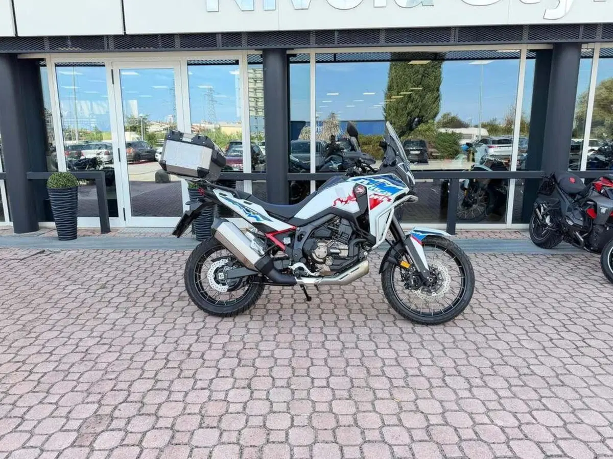 Honda Africa Twin CRF 1100L ES DCT (2024 - 26) (4)