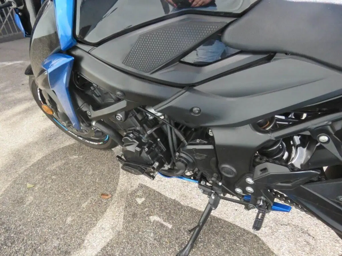 Suzuki GSX S 750 Z ABS (2017 - 20) (15)