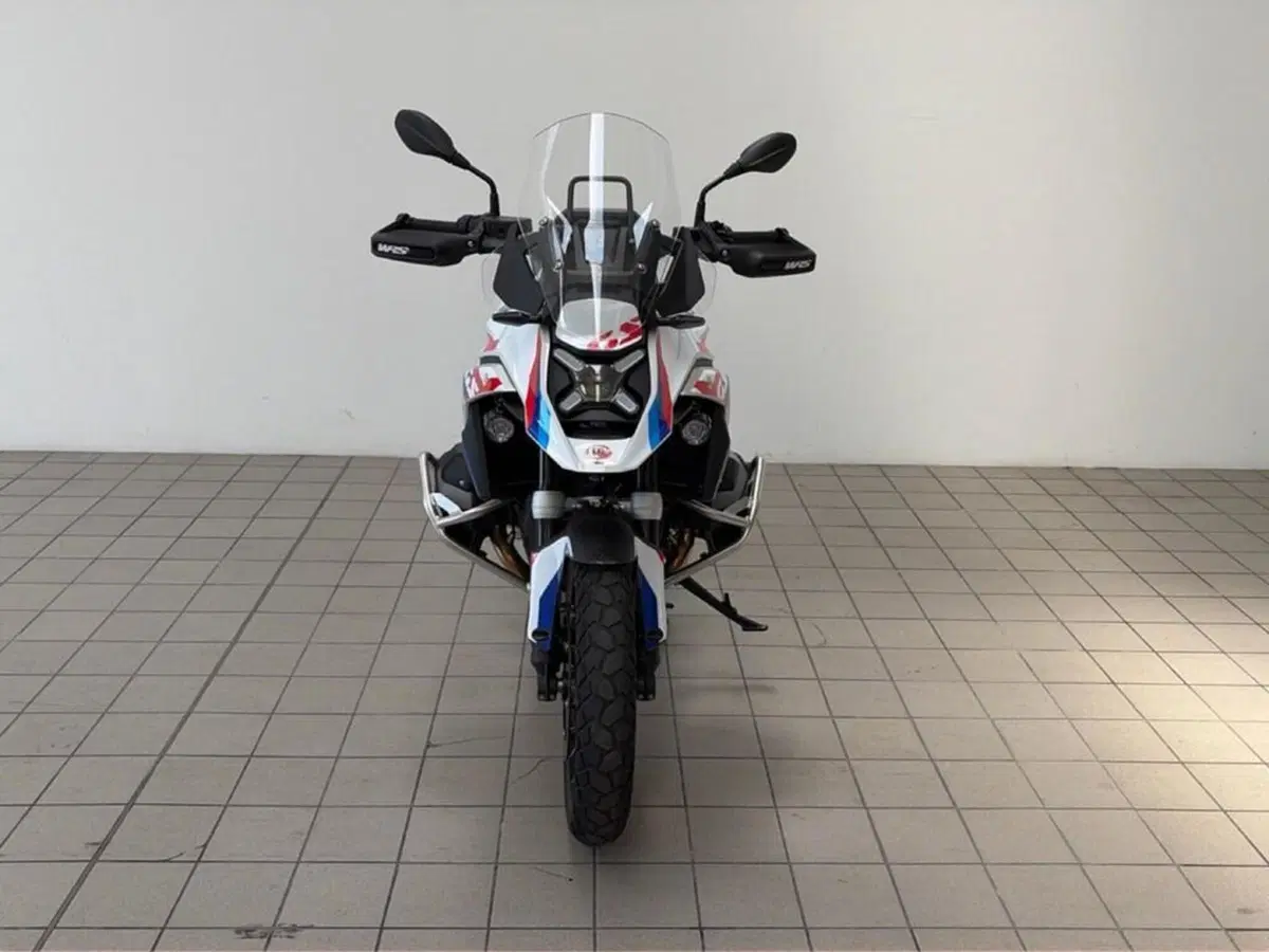 Bmw R 1300 GS (2023 - 26) (2)