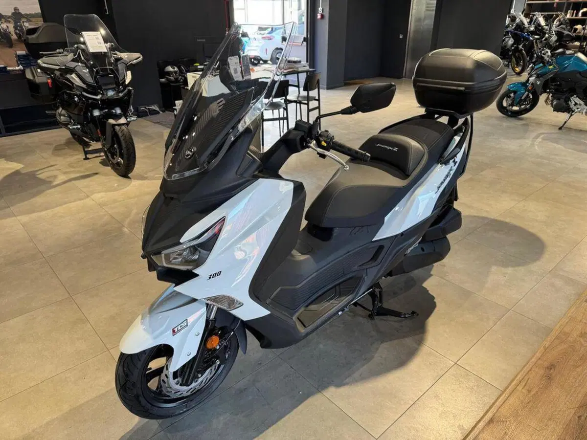 Sym Joymax 300 Z+ (2021 - 24) (4)