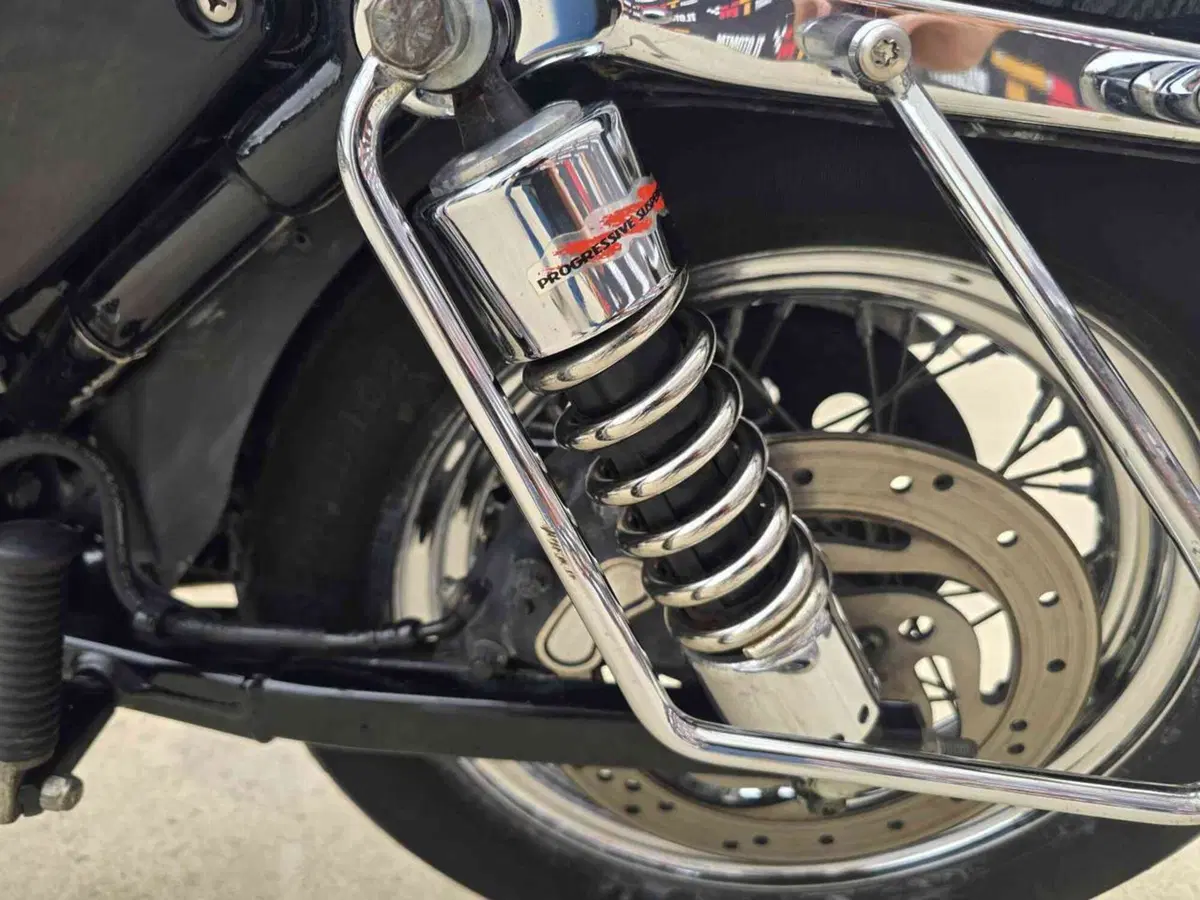 Harley-Davidson 883 Standard (2001 - 05) - XL 883 (15)