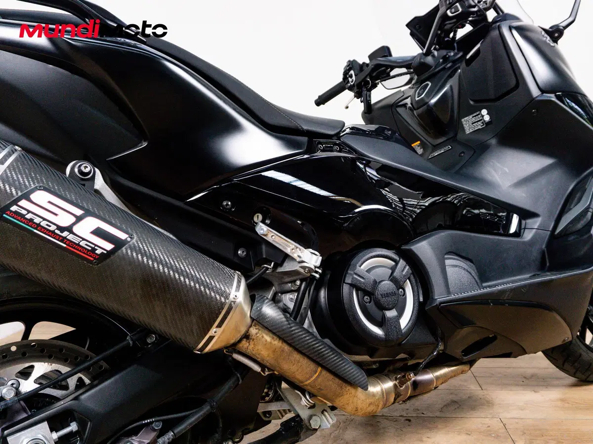 Yamaha T-Max 560 Tech Max (2025 - 26) (4)