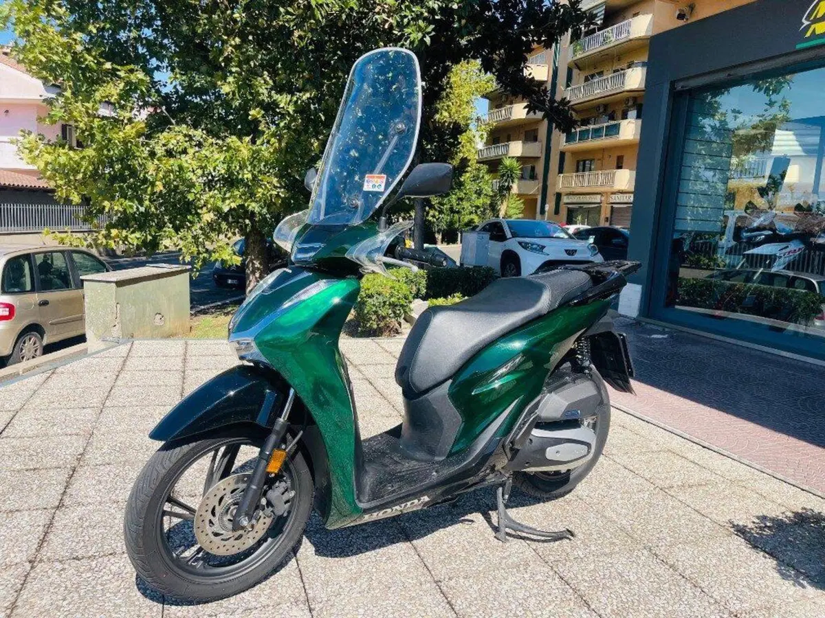 Honda SH 125i Vetro (2024 - 25) (8)
