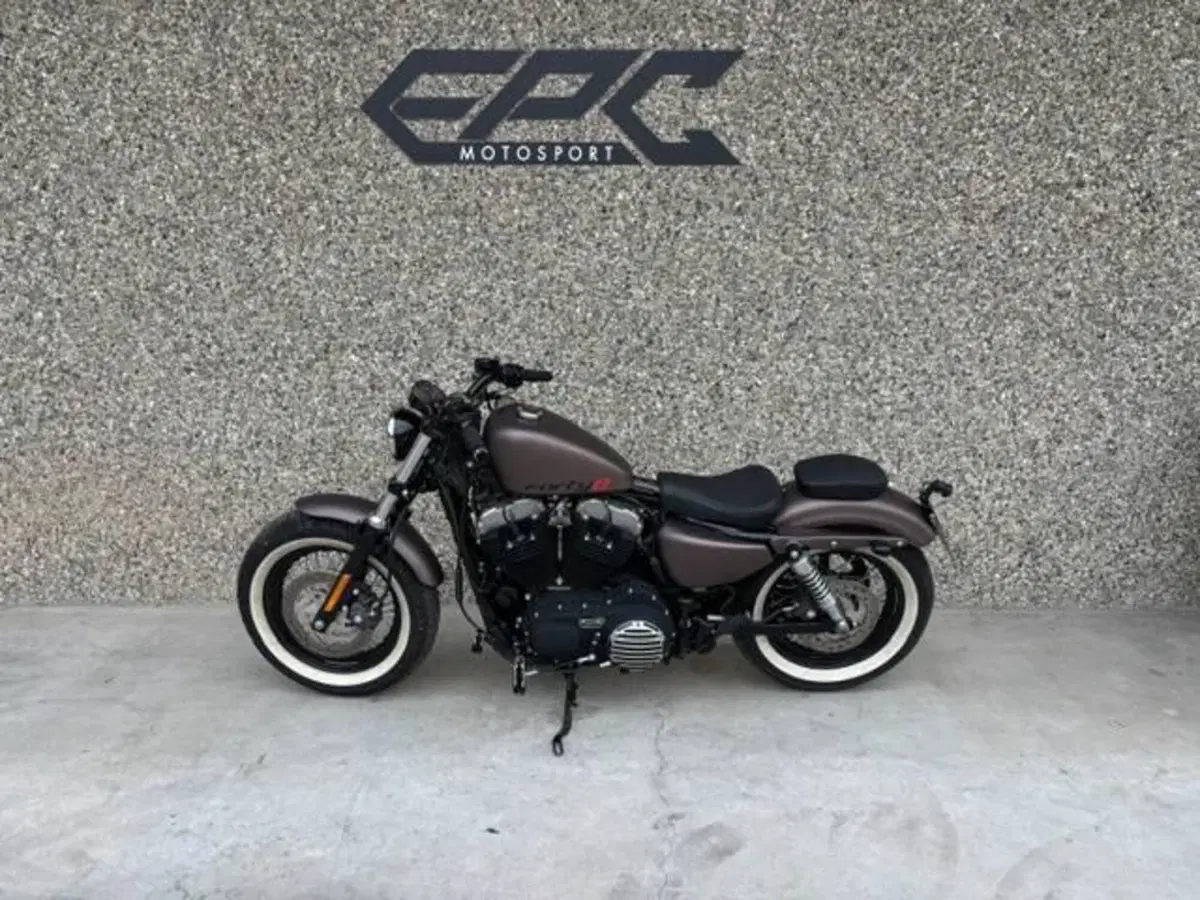 Harley-Davidson 1200 Forty-Eight (2010 - 15) (2)