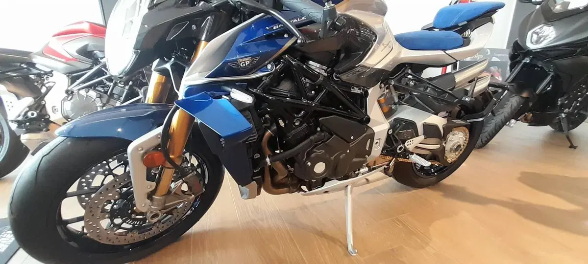 MV Agusta Brutale 1000 RR Assen (2023 - 26) (10)