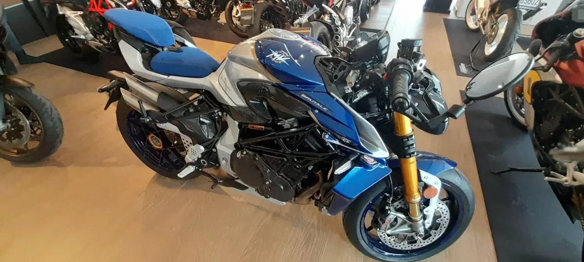 MV Agusta Brutale 1000 RR Assen (2023 - 26) (12)
