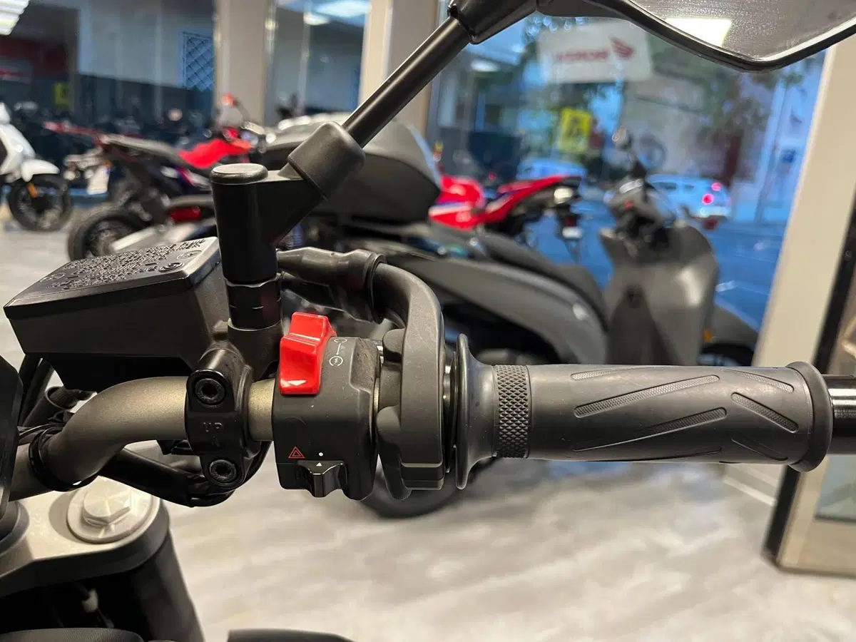 Yamaha MT-07 (2014 - 16) (5)