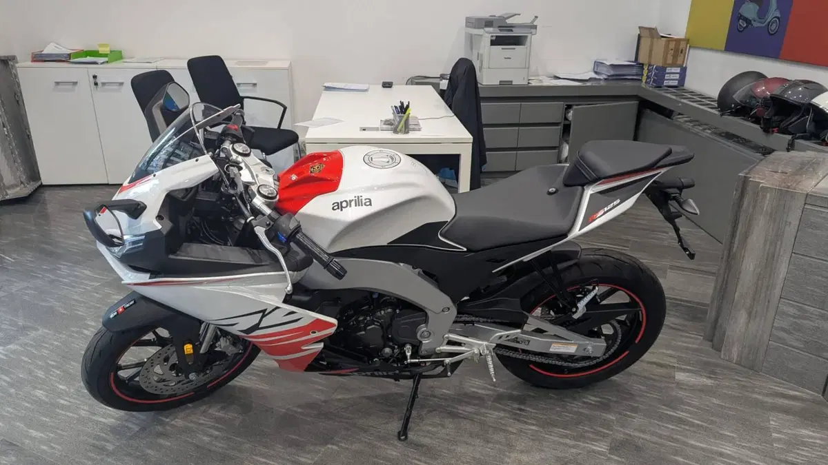 Aprilia RS 125 (2025 - 26) (3)