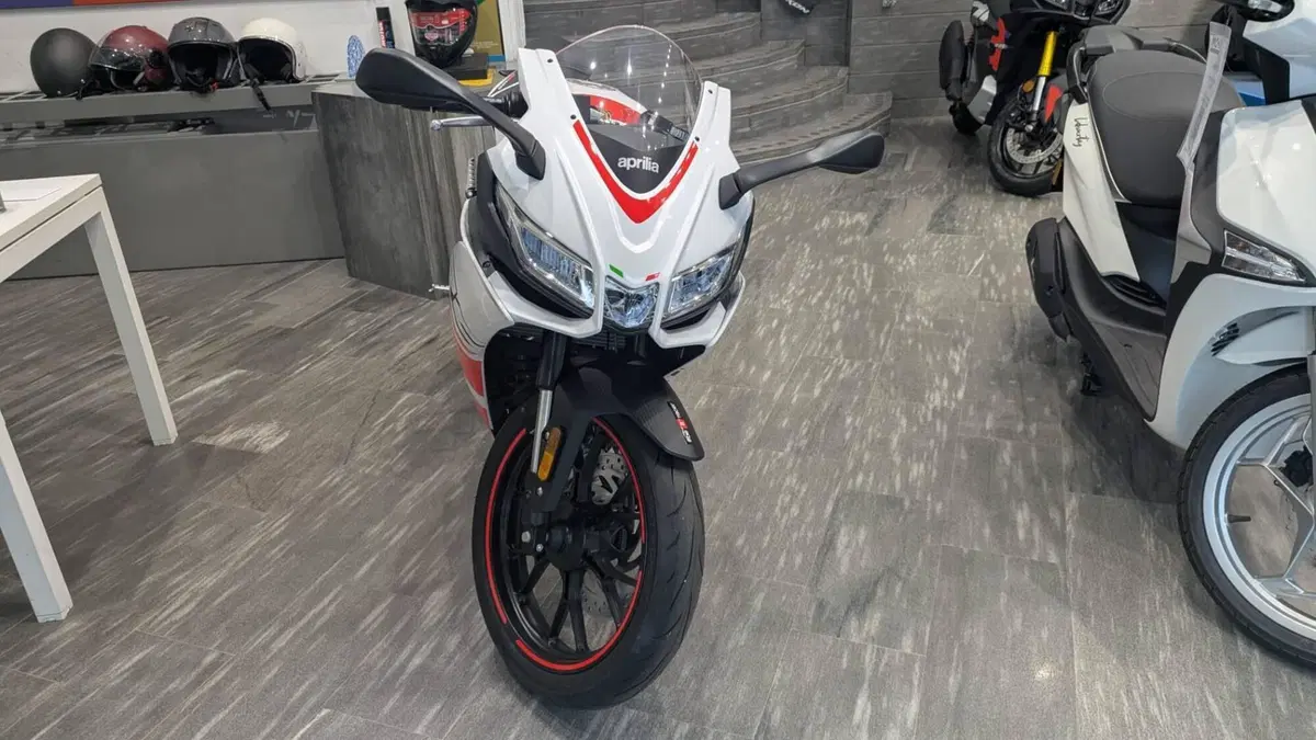 Aprilia RS 125 (2025 - 26) (5)