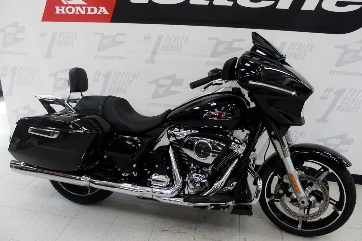 Harley-Davidson Street Glide (2024 - 26) (3)