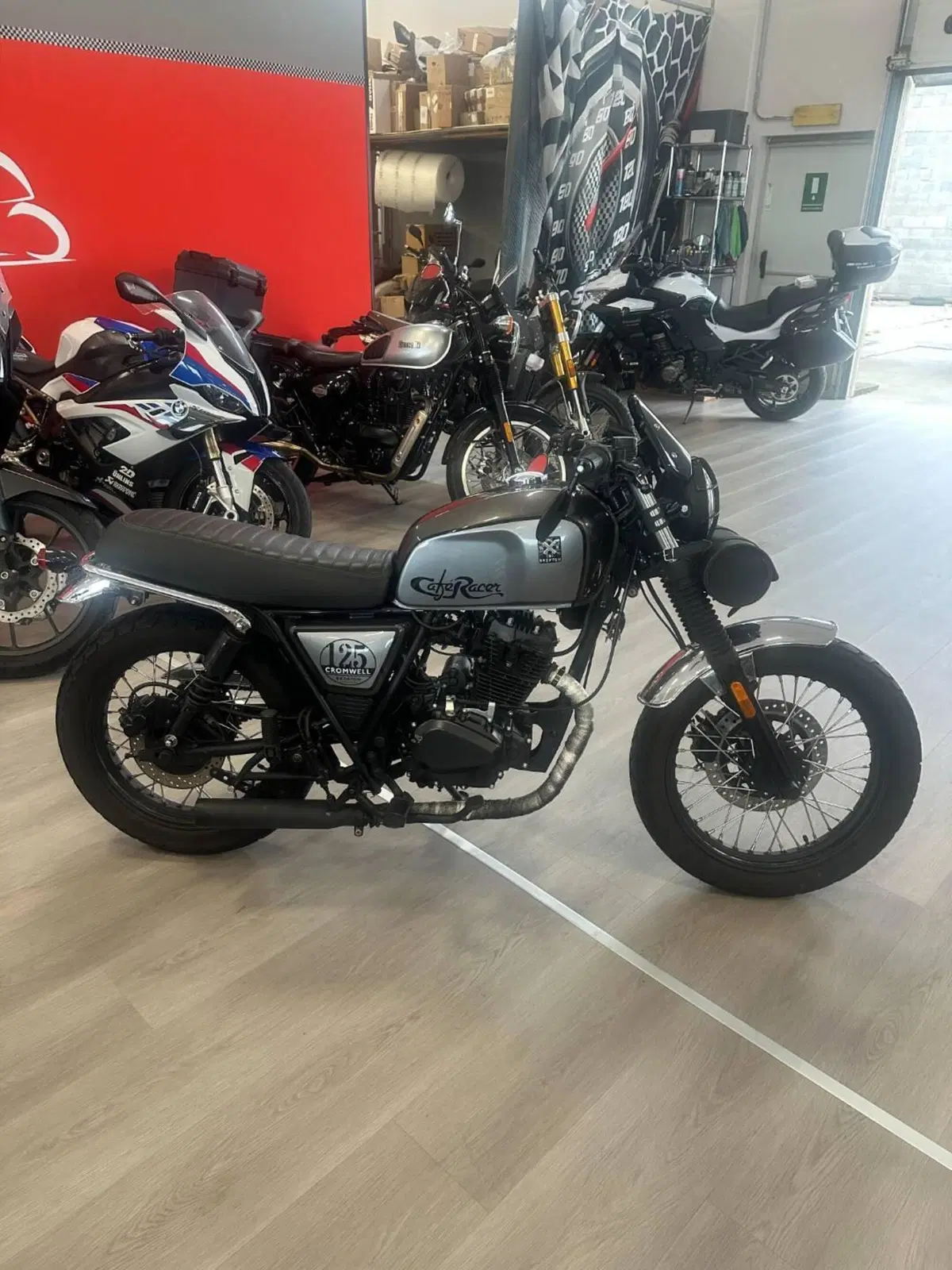 Brixton Motorcycles Cromwell 125 ABS (2021 - 26) (2)