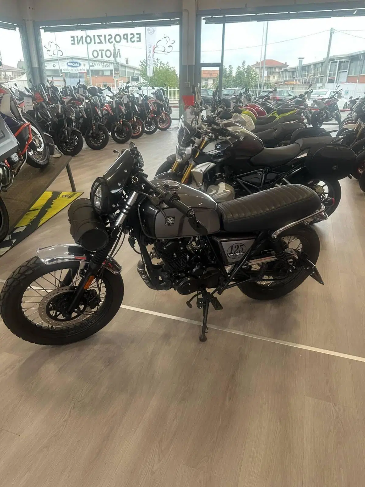 Brixton Motorcycles Cromwell 125 ABS (2021 - 26) (3)