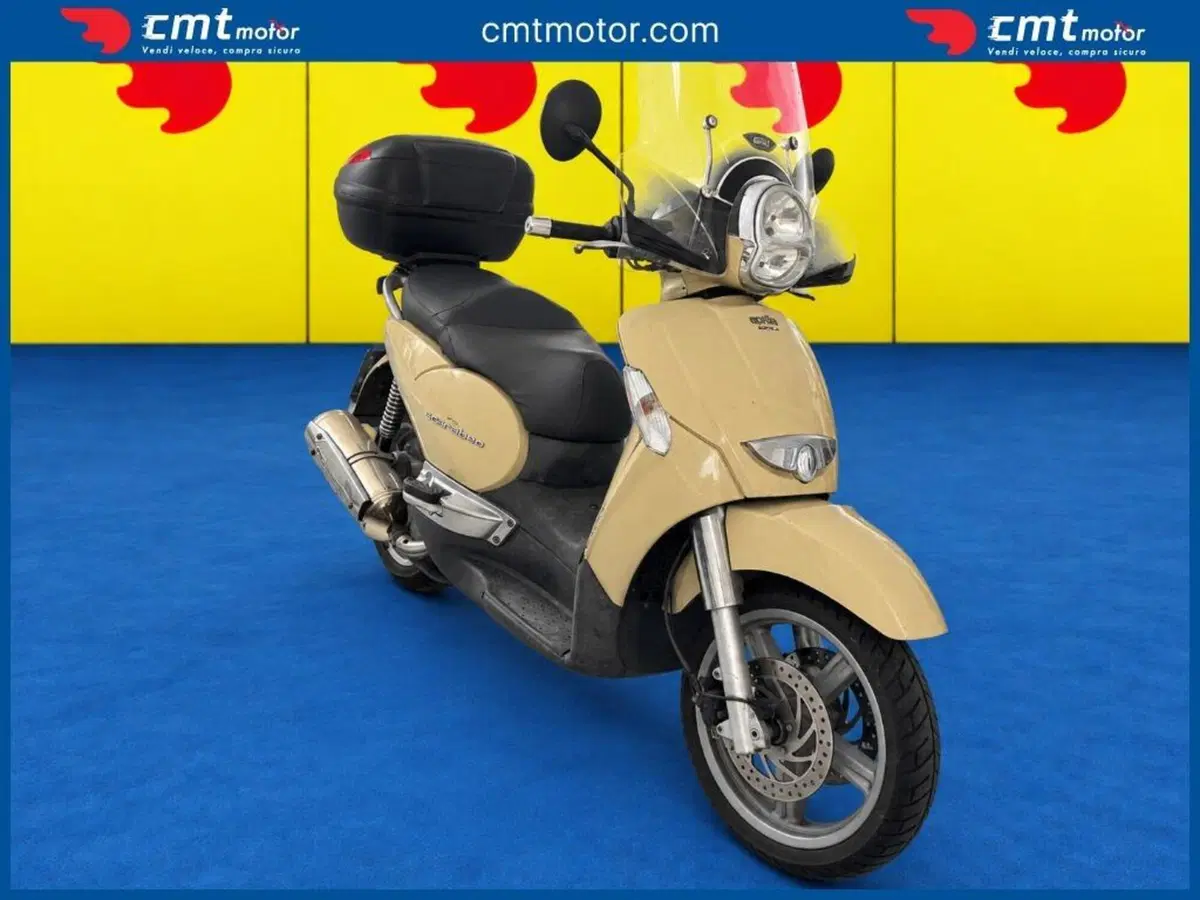 Aprilia Scarabeo 500 (2007 - 12) (5)