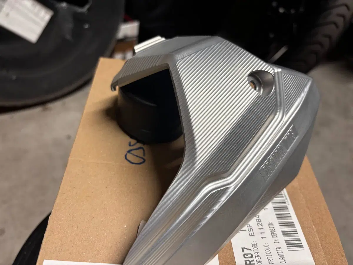 BMW OPT 719 copritesta RT/GS (6)