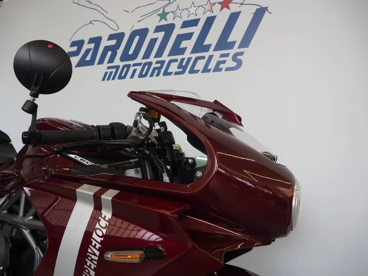 MV Agusta Superveloce 800 98 (2023 - 26) (6)