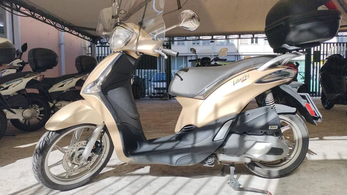 Piaggio Liberty 150 3V ABS (2021 - 24) (4)