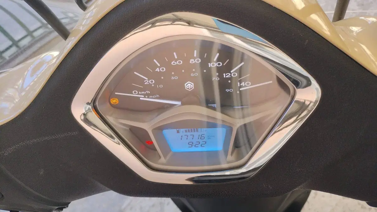 Piaggio Liberty 150 3V ABS (2021 - 24) (5)