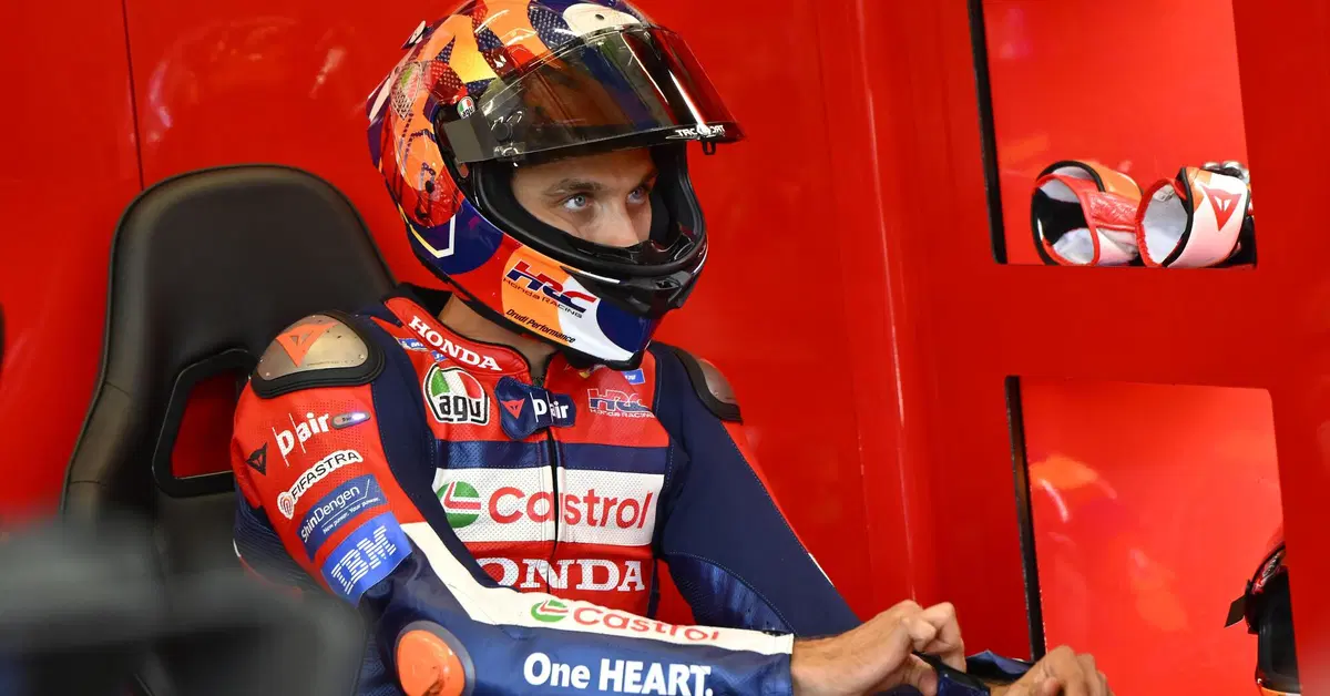 MotoGP, Luca Marini colpito da un'ala di Quartararo in gara: 'Fortunatamente è andato tutto bene, ma poteva andare peggio'