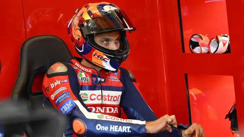MotoGP, Luca Marini colpito da un'ala di Quartararo in gara: 'Fortunatamente è andato tutto bene, ma poteva andare peggio'