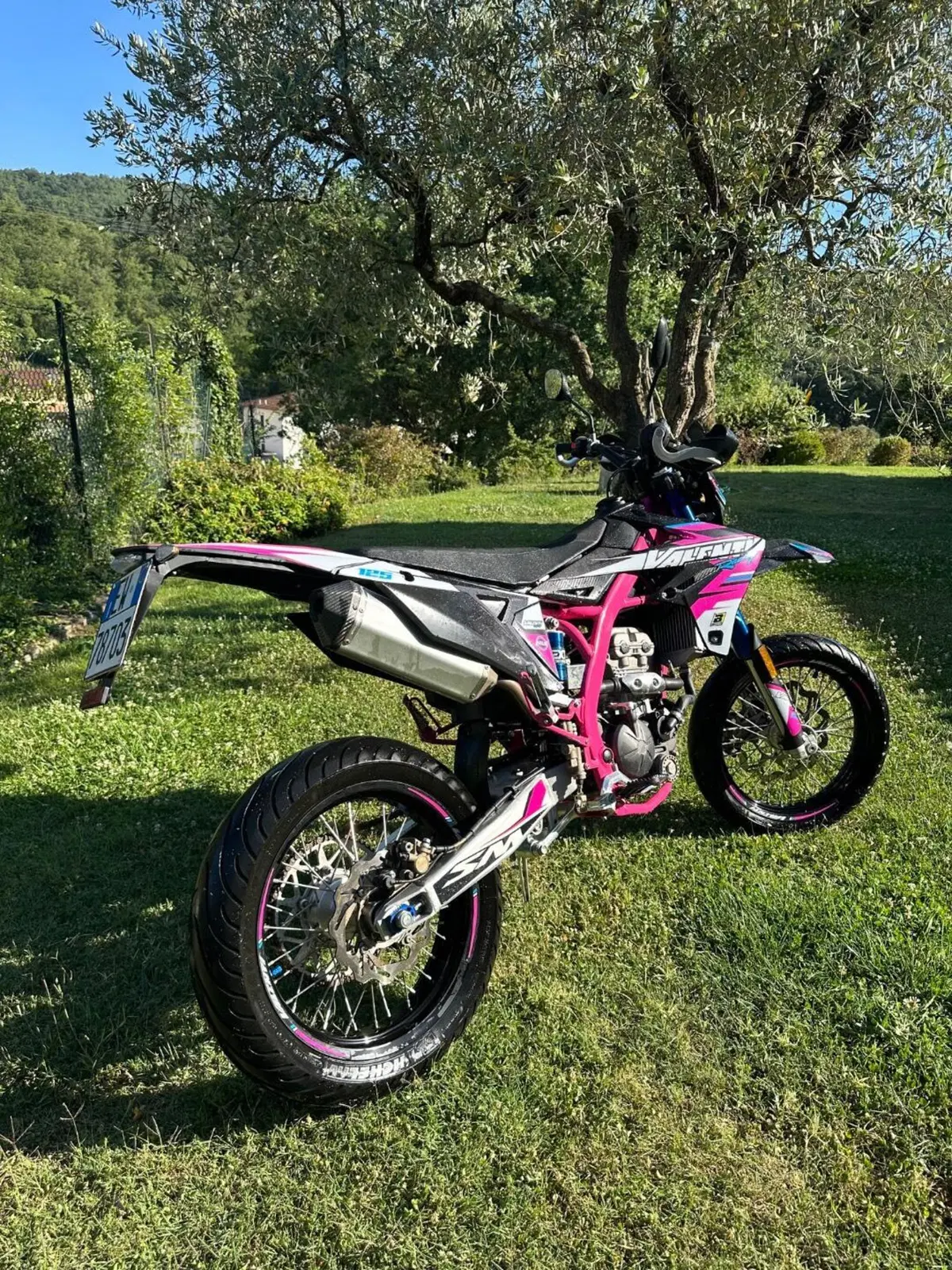 Valenti Racing SM 125 Z (2020 - 22) (16)