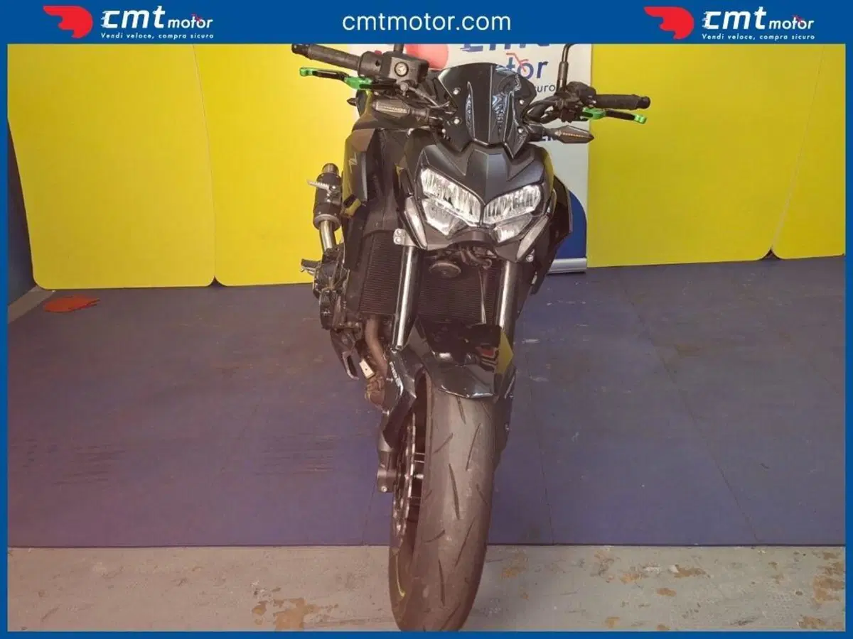 Kawasaki Z 900 (2021 - 24) (2)