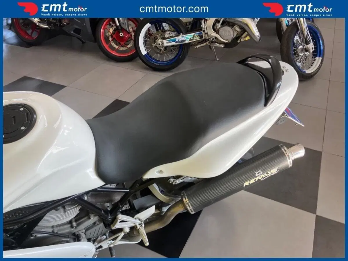 Ducati SuperSport 750 (1999 - 02) (7)