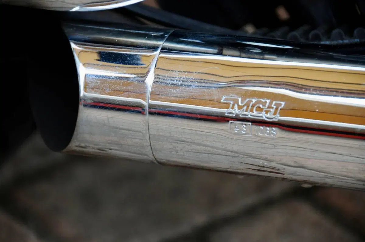 Harley-Davidson 883 Iron (2009 - 11) - XL 883N (9)