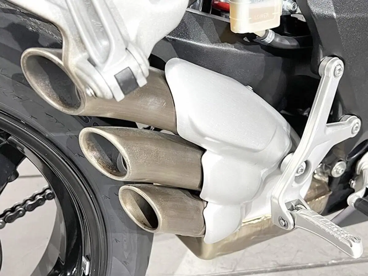 MV Agusta Brutale 800 RR (2015 - 16) (5)