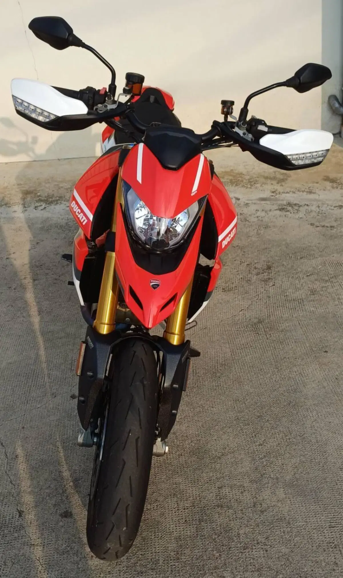 Ducati Hypermotard 950 SP (2022 - 25)