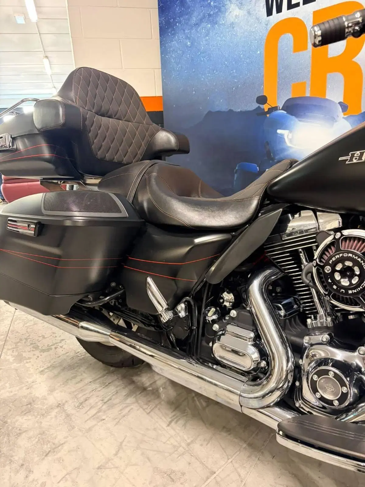 Harley-Davidson 1690 Street Glide Special (2014 - 16) - FLHX (4)