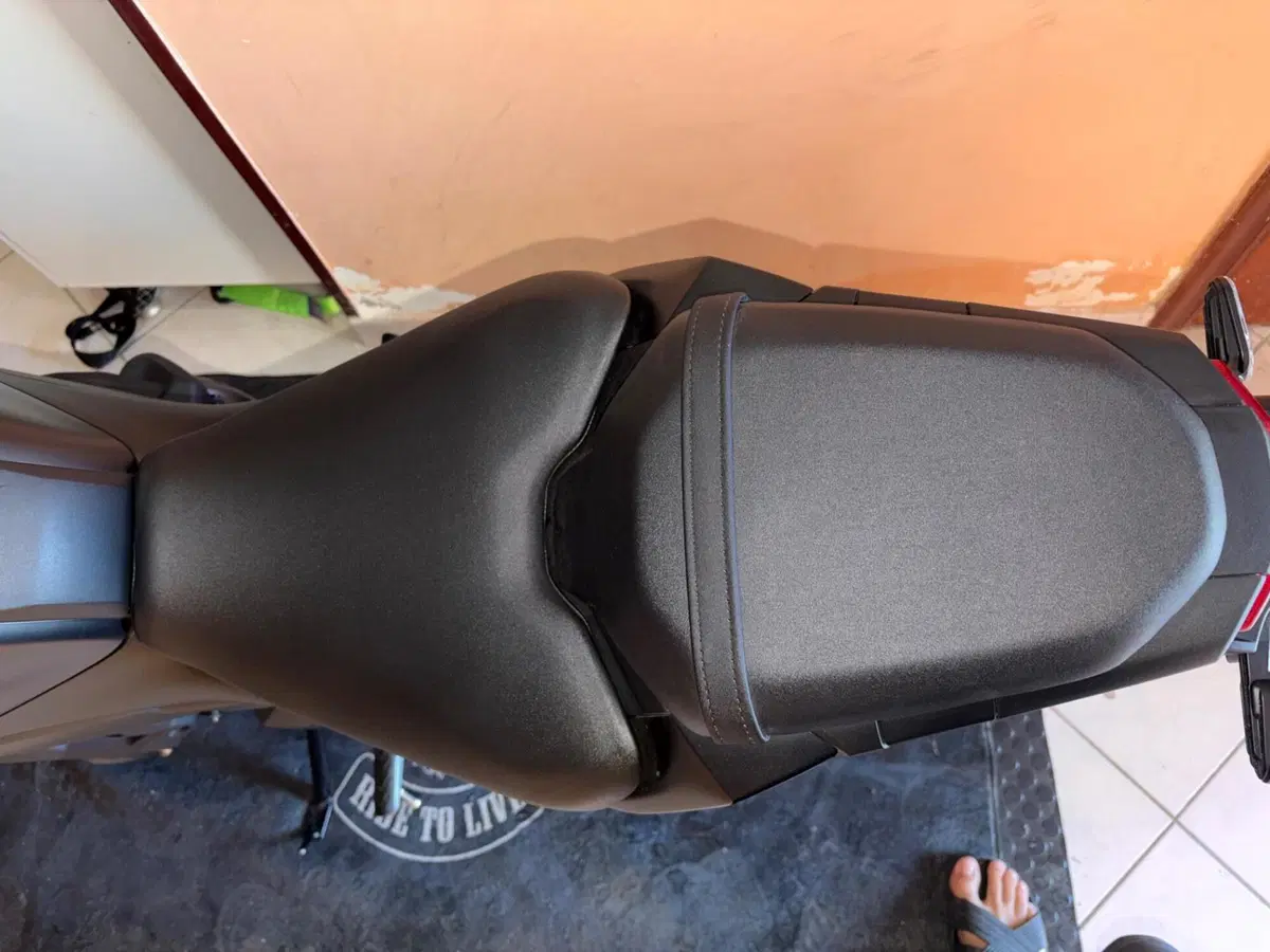 Yamaha MT-07 Y-AMT (2025 - 26) (4)