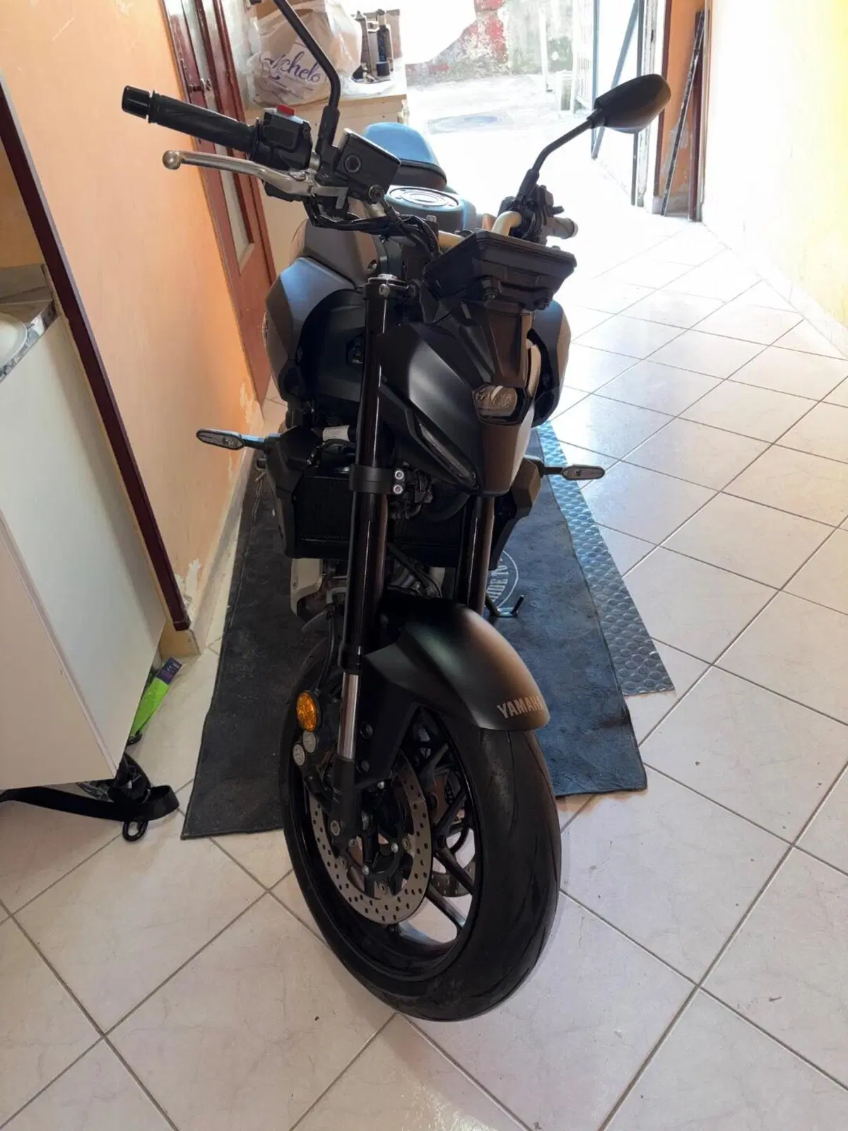 Yamaha MT-07 Y-AMT (2025 - 26) (9)